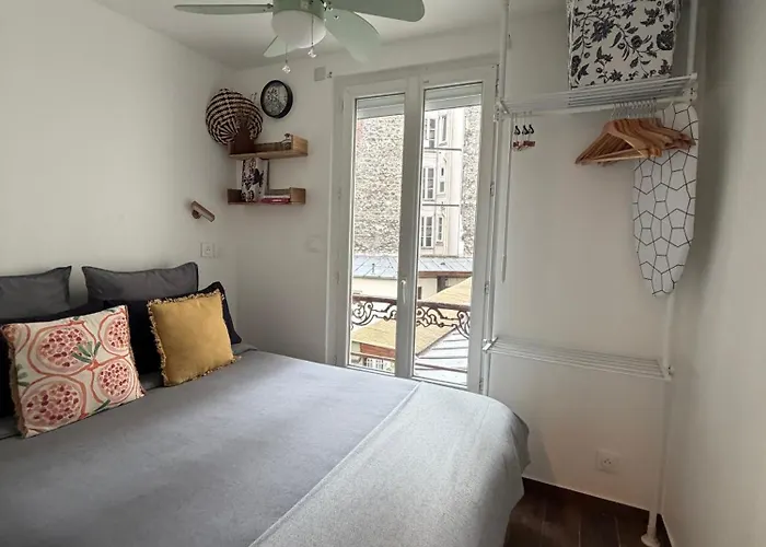 20 Sqm With Bedroom Near Montmartre * Paris